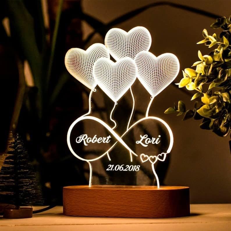 Lámpara de Amor Personalizada con Corazones (Nombres Pareja y Fecha)